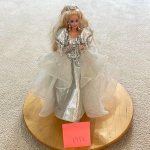 1992 Holiday Barbie doll no box